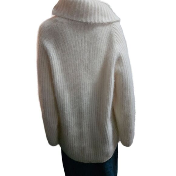 Madeleine Angora / Wool Blend Oversized Turtlenecck Sweater in Cream / O… - Picture 3 of 6